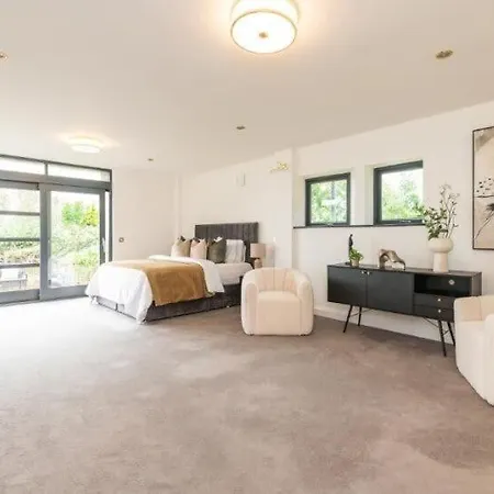Dağ evi Mountain Retreat Dublin